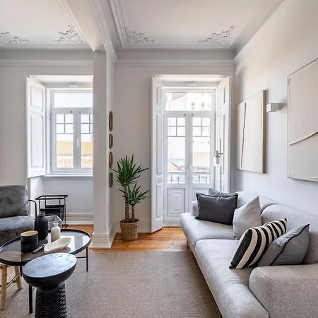Lisbeyond - Estrela Gem - Walk To Basilica&parks Apartment