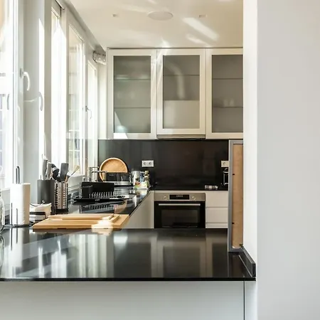 Appartement Lisbeyond - Estrela Gem - Walk To Basilica & Parks *
