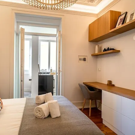 Διαμέρισμα Lisbeyond - Estrela Gem - Walk To Basilica & Parks Lisboa